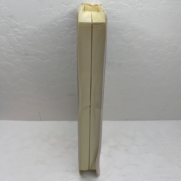 Family Home Entertainment Tom & Jerry The Movie VHS Tape Clamshell Case Family - Picture 8 of 9